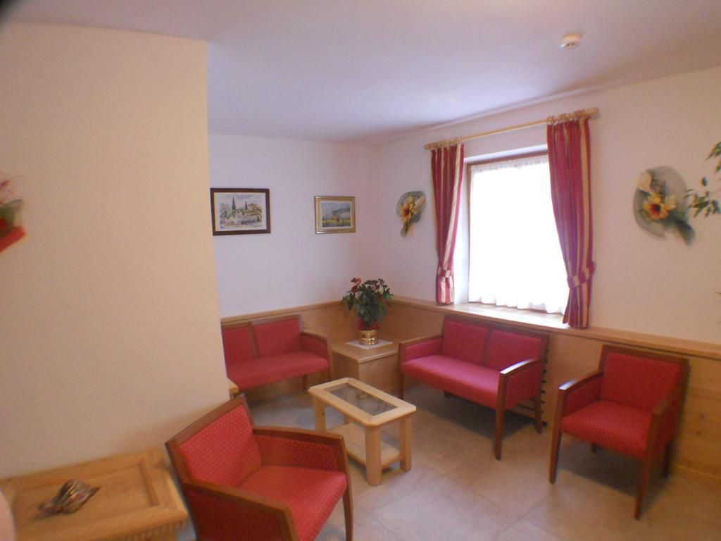 קאבאלס Residence Garni Manuela מראה חיצוני תמונה