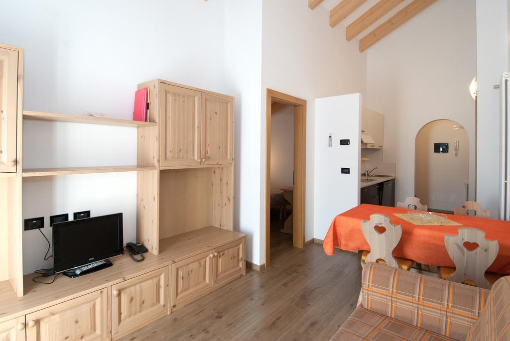 קאבאלס Residence Garni Manuela מראה חיצוני תמונה